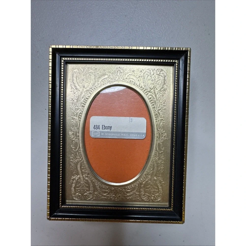 Carr Picture Frame - 3x2 -oval Black & Gold Colors - In Box 484 Ebony